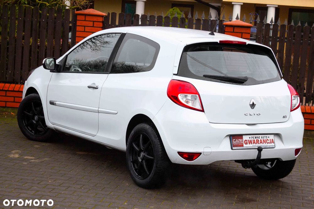 Renault Clio 1.5 dCi Tech Run - 8