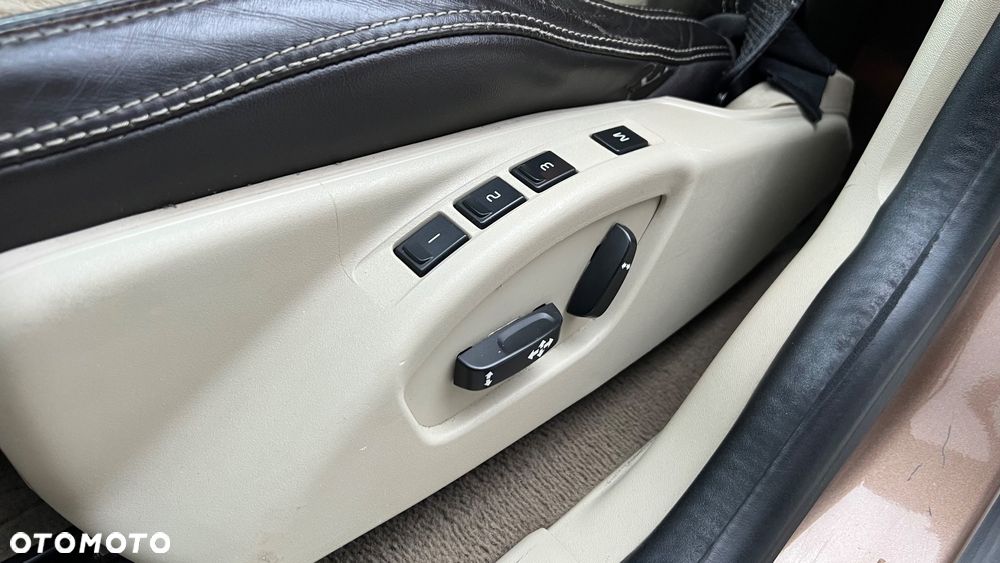 Volvo XC 60 D5 AWD Summum - 11