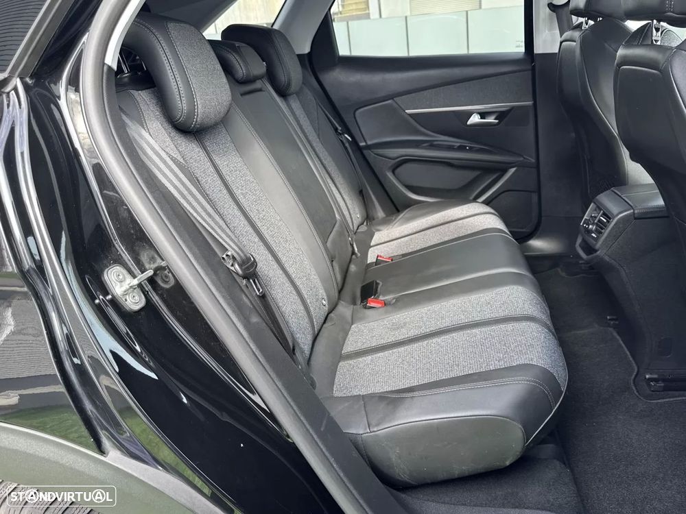 Peugeot 3008 1.2 PureTech Allure Pack - 56