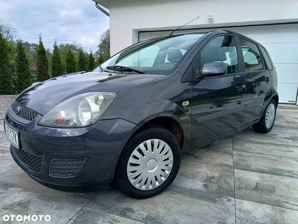 Ford Fiesta - 15