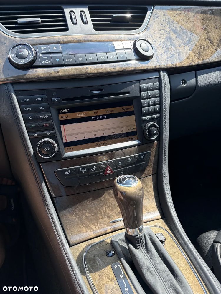 Mercedes-Benz CLS 350 - 21