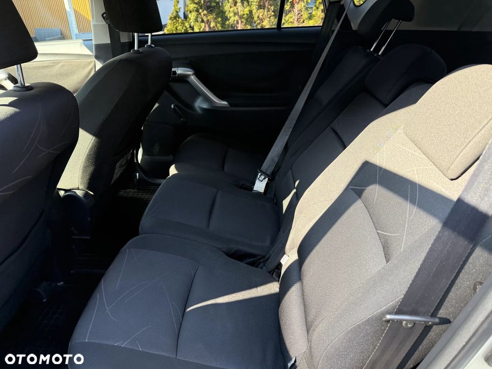 Toyota Verso 1.6 7-Sitzer Comfort - 19