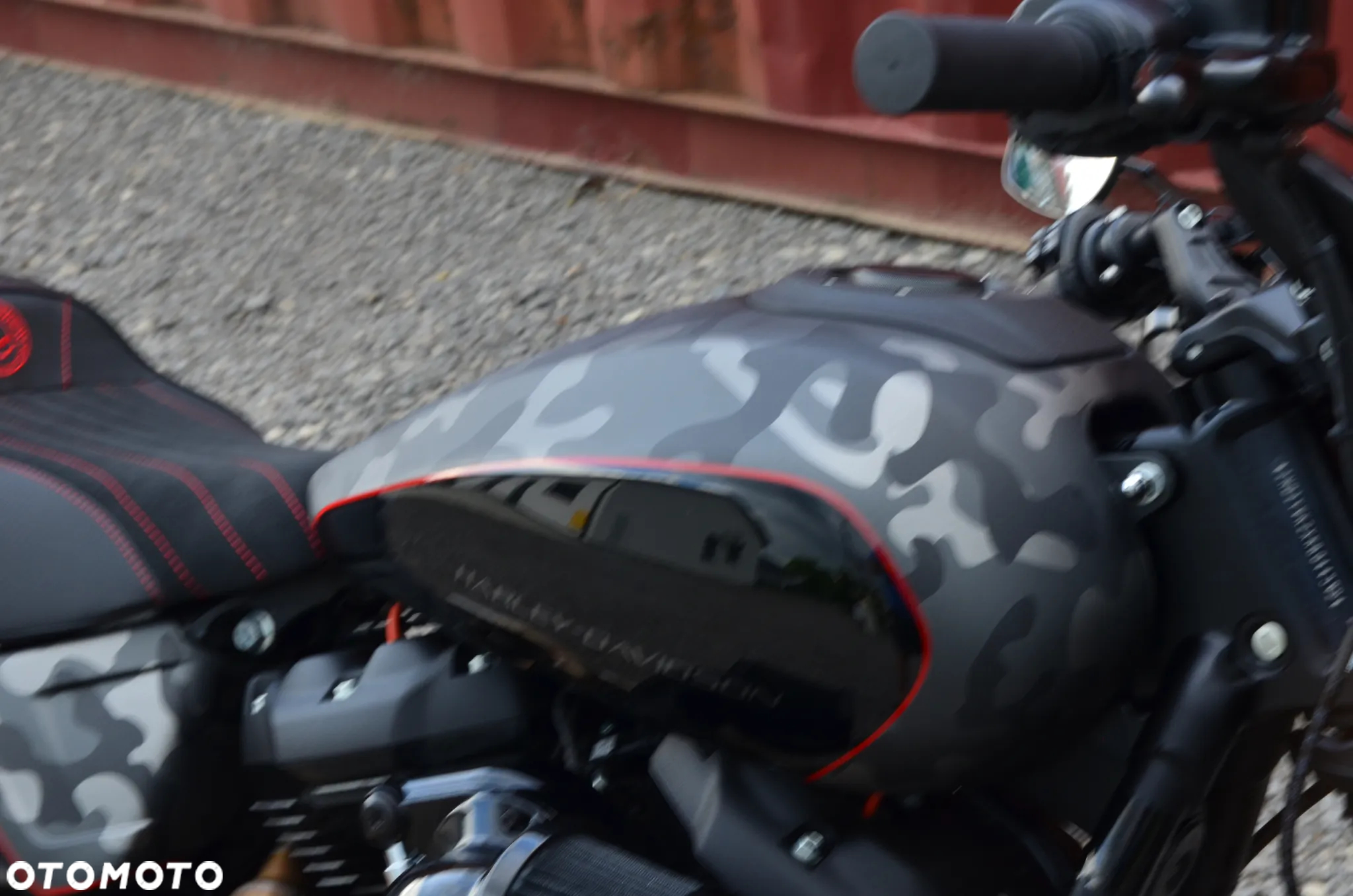 Harley-Davidson Softail FXDR - 23