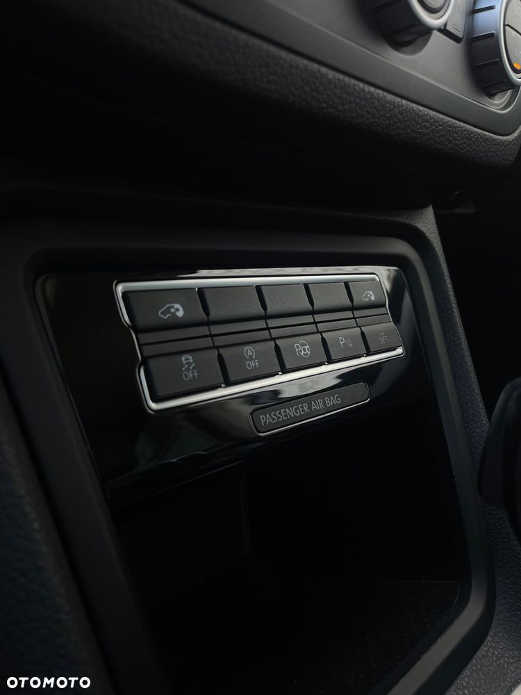 Volkswagen Sharan 2.0 TDI Highline DSG - 8