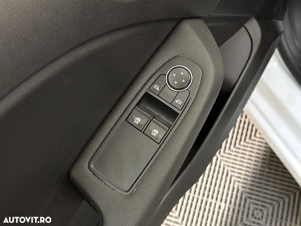 Renault Clio - 15