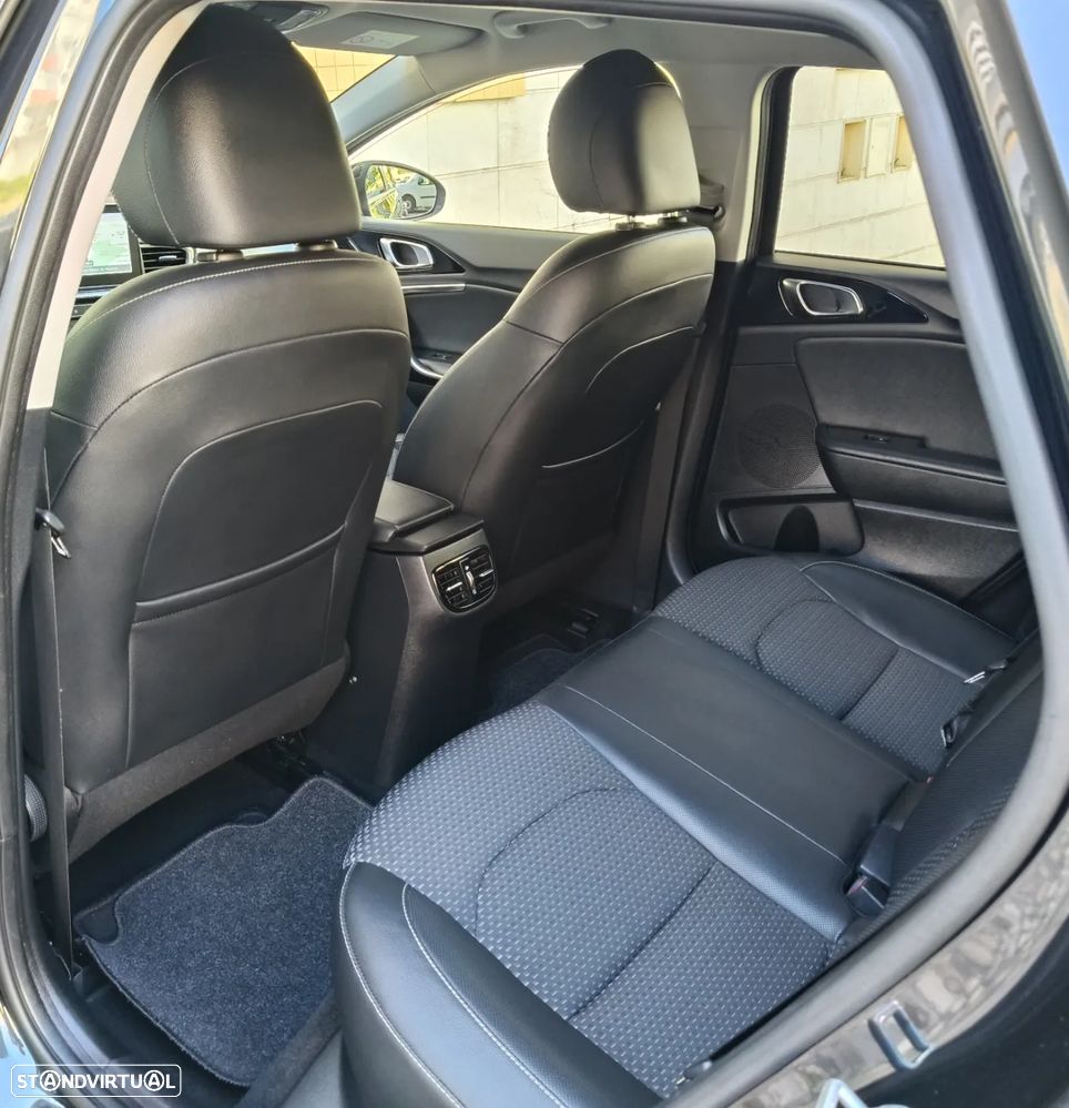 Kia Ceed SW 1.0 T-GDI TX - 22
