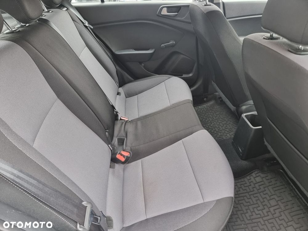 Hyundai i20 1.2 BlueDrive Classic + - 22