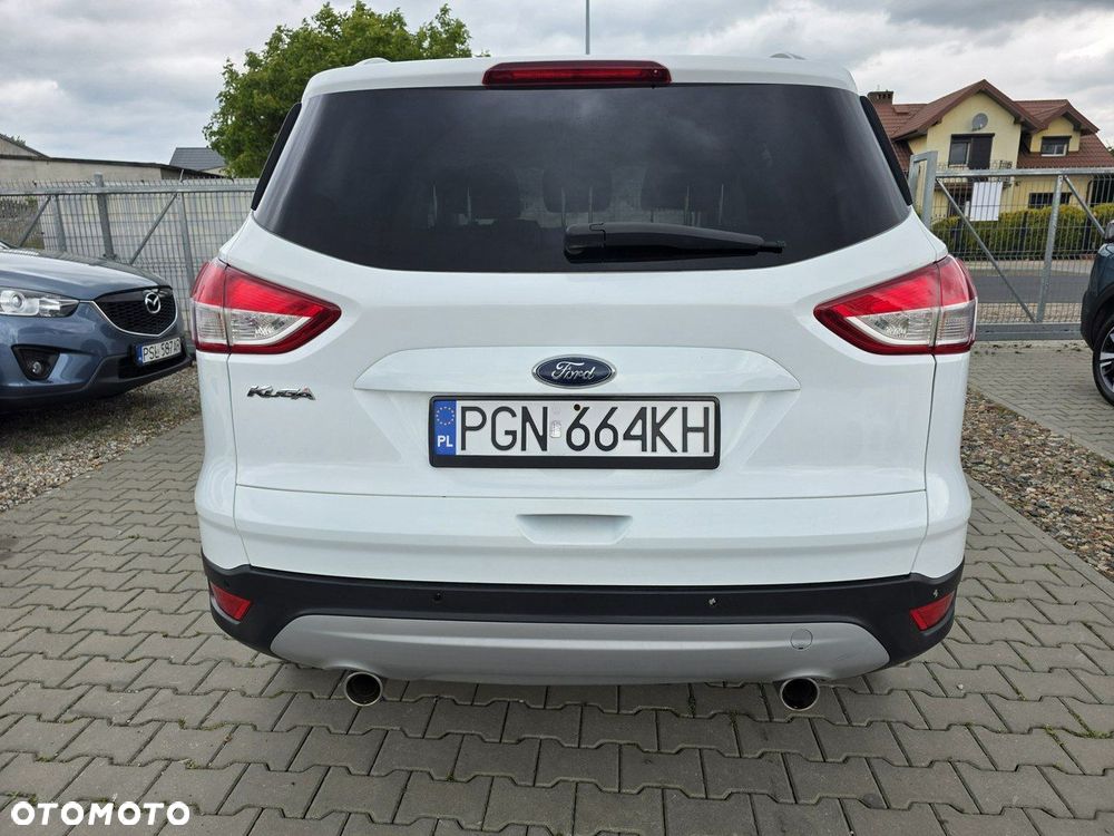 Ford Kuga 2.0 TDCi 2x4 Titanium - 5