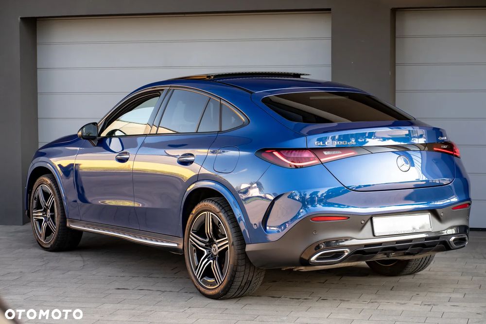 Mercedes-Benz GLC 300 de 4-Matic AMG Line - 24