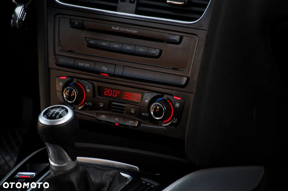Audi A4 Avant 2.0 TDI - 23