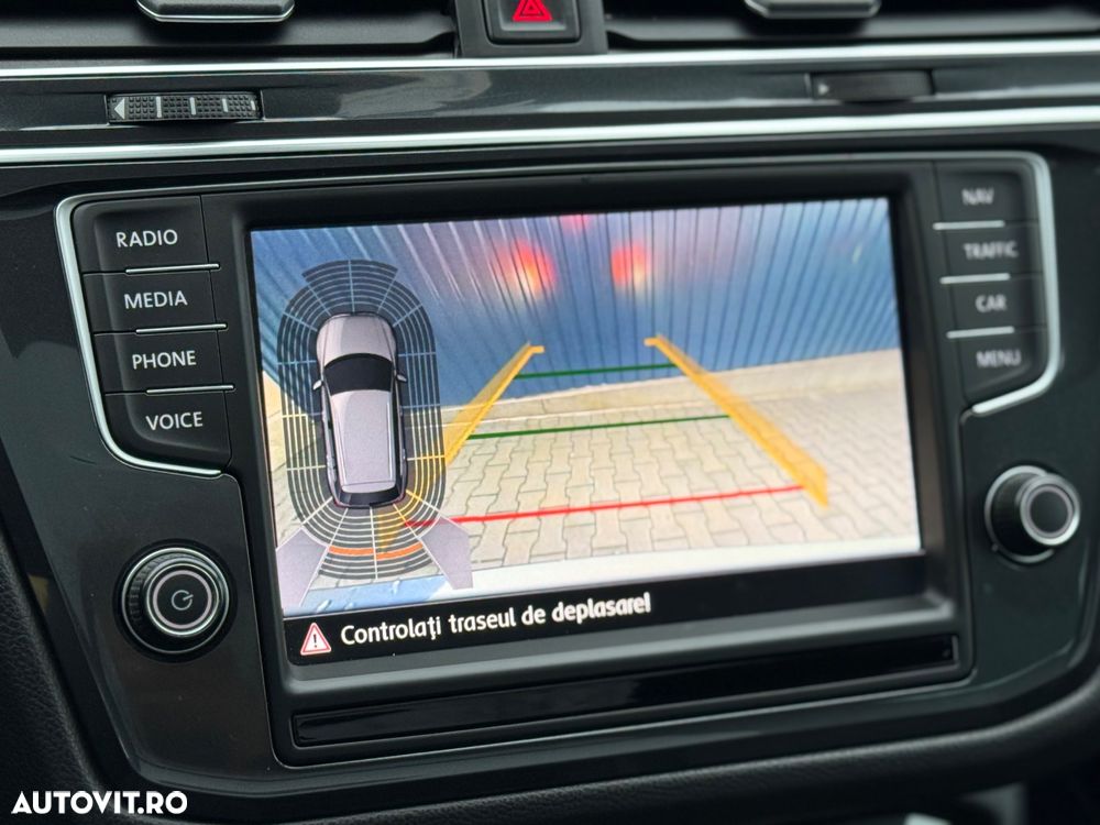 Volkswagen Tiguan 2.0 TDI SCR 4MOTION DSG Highline - 38