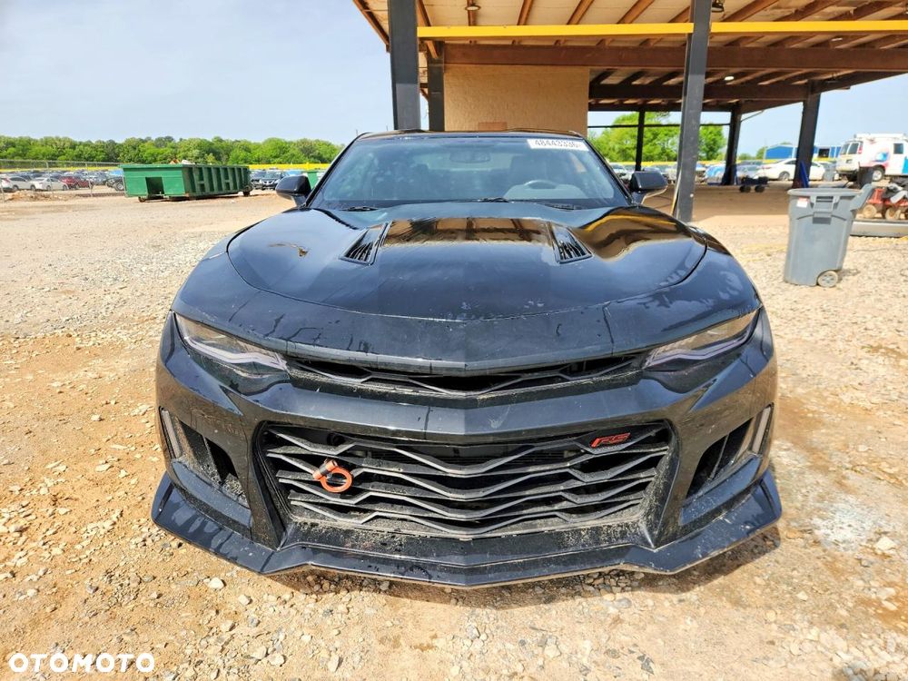 Chevrolet Camaro - 3