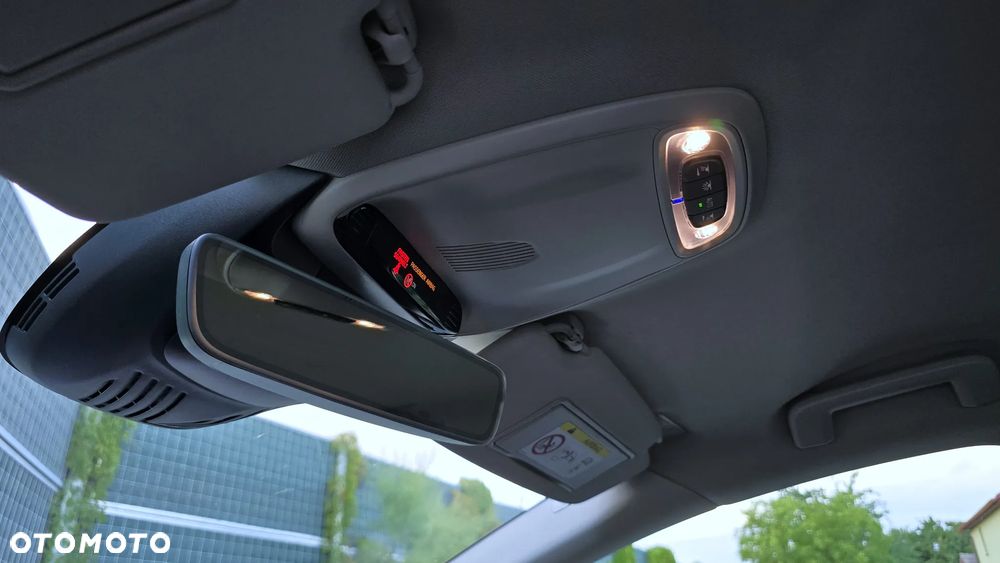 Volvo V40 T2 Drive-E Momentum - 30