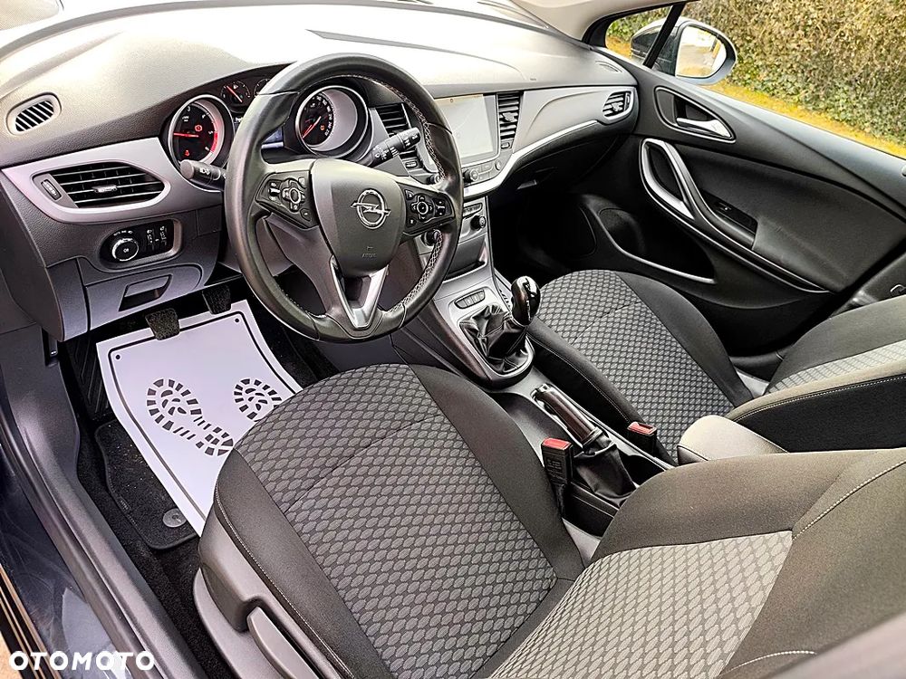 Opel Astra - 9