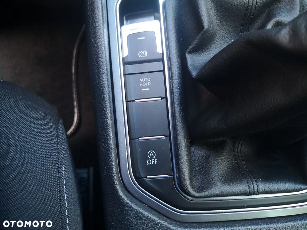 Volkswagen Golf Sportsvan 1.2 TSI (BlueMotion Technology) Trendline - 16