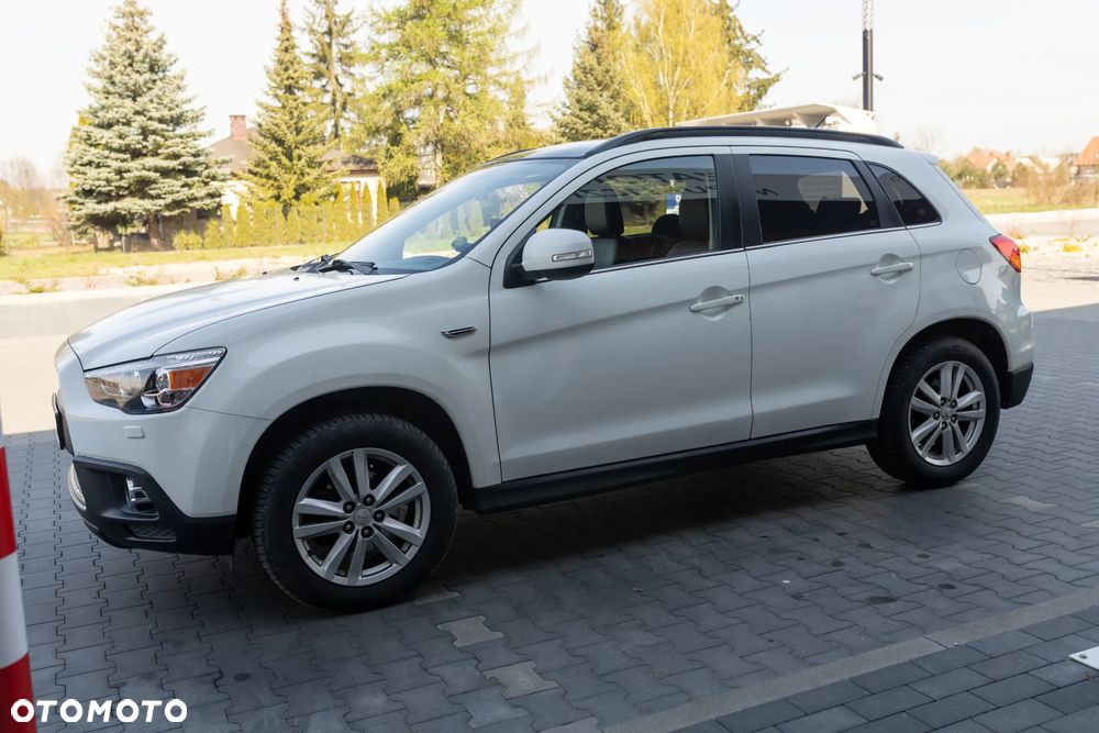 Mitsubishi ASX 1.8 DID Instyle 4WD AS&G - 9