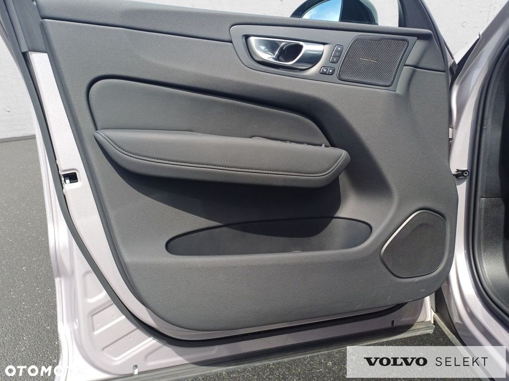 Volvo XC 60 - 33