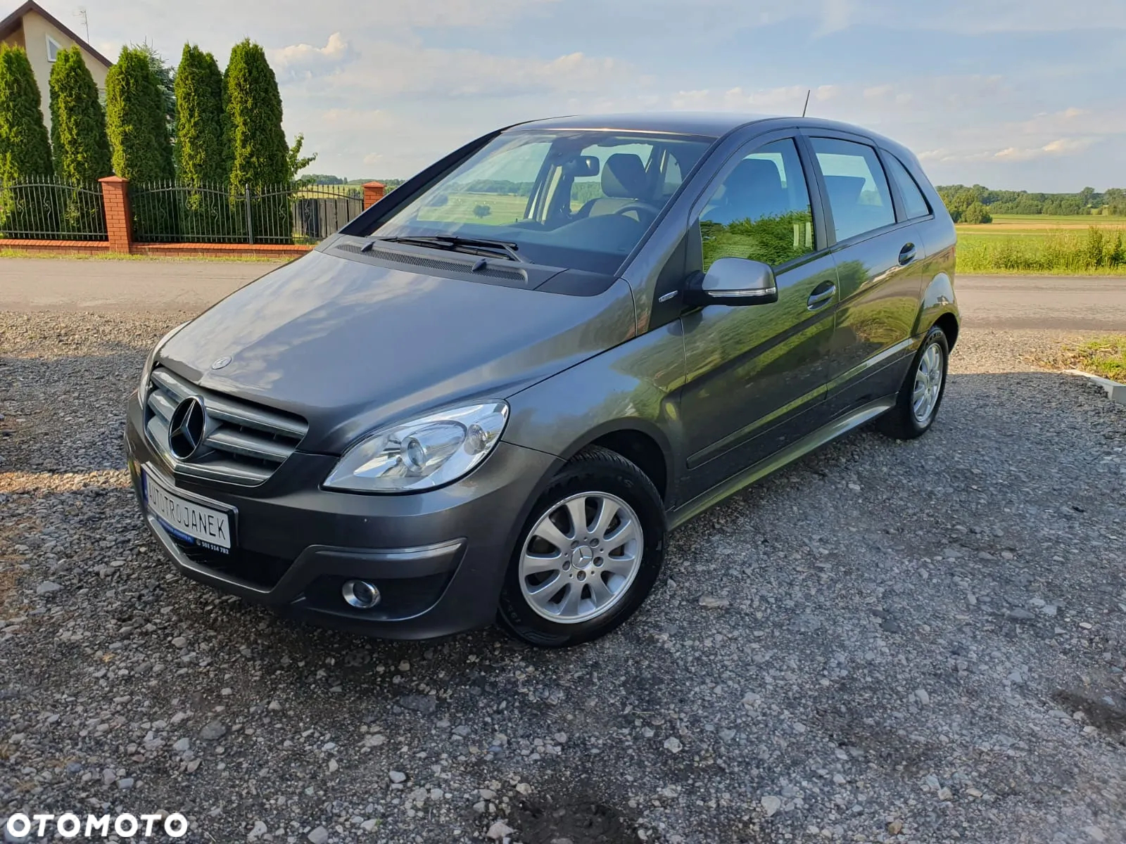 Mercedes-Benz Klasa B 150 BlueEffICIENCY - 3