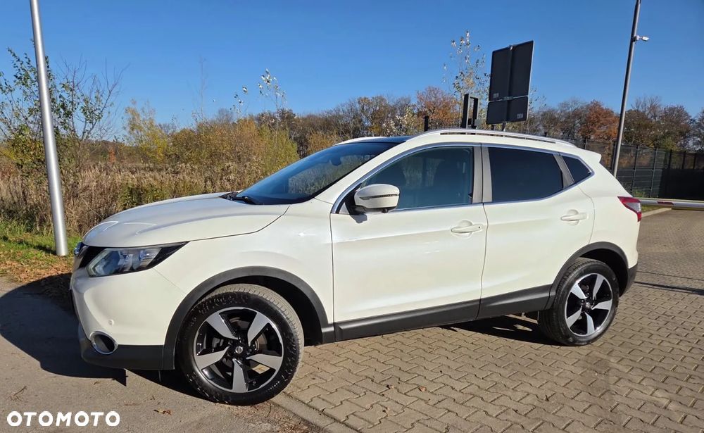 Nissan Qashqai 1.6 DIG-T N-Connecta - 11