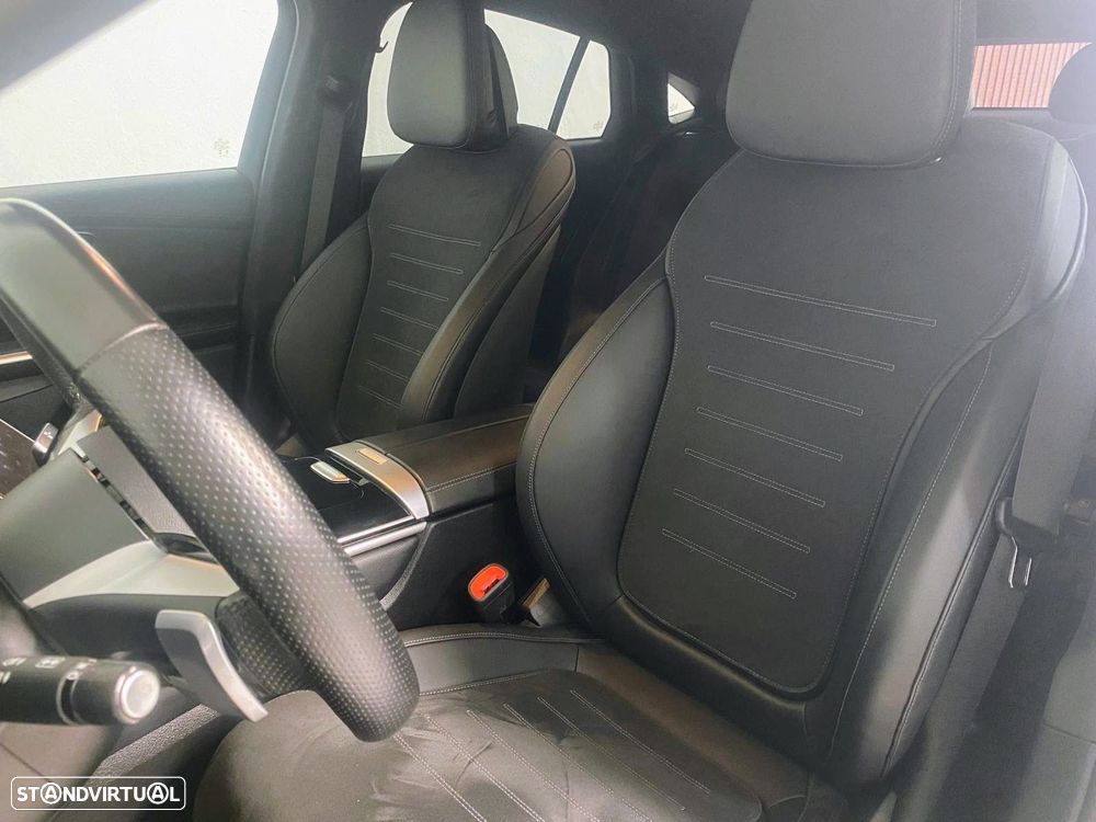 Mercedes-Benz GLC 300 de Coupe 4Matic - 17