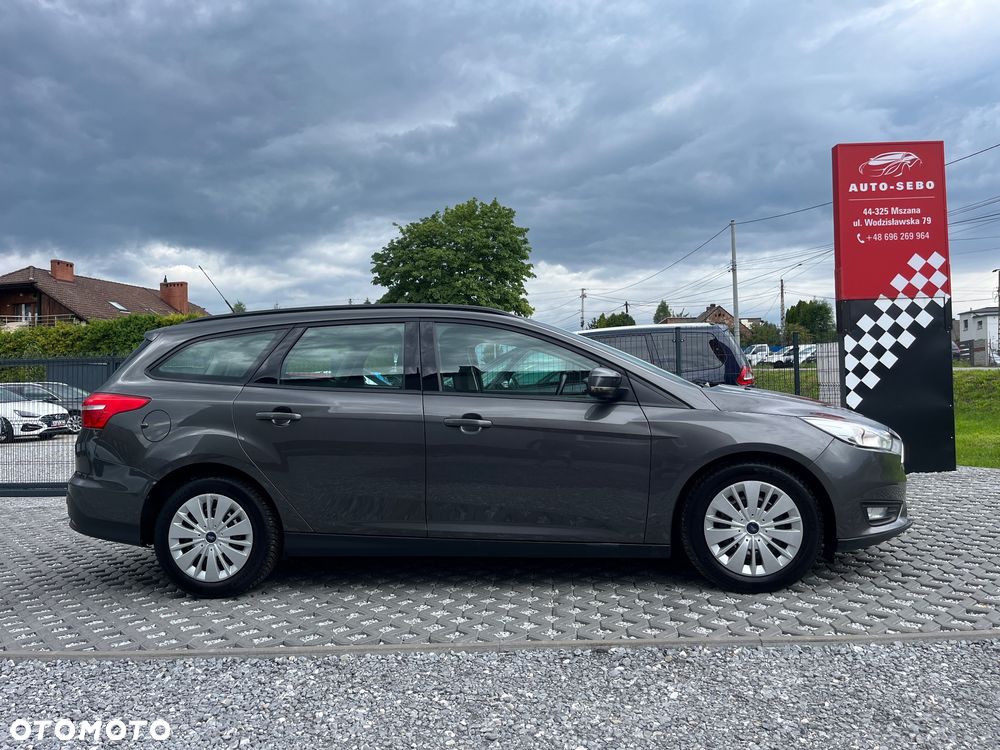 Ford Focus 1.0 EcoBoost Titanium - 10