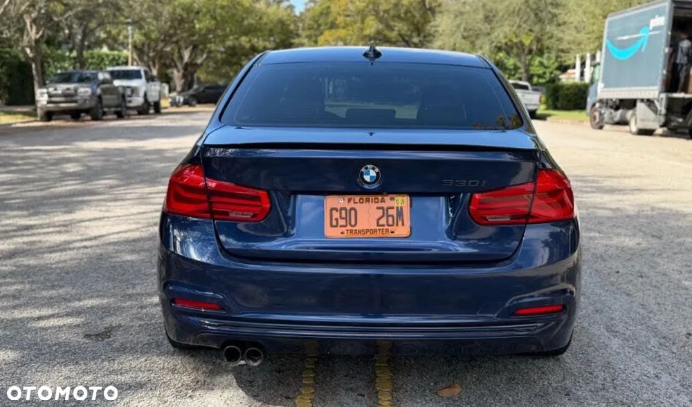 BMW Seria 3 330i Edition Luxury Line Purity - 5