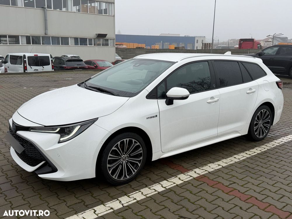 Toyota Corolla - 1