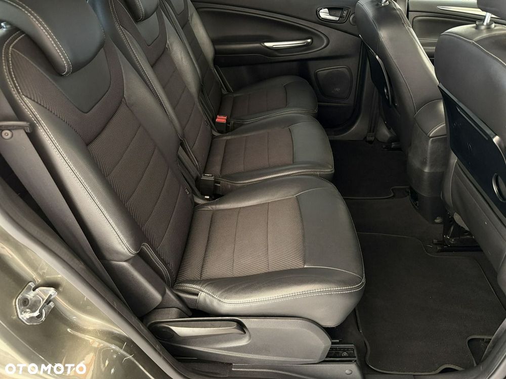 Ford S-Max 2.0 TDCi DPF Titanium X - 20