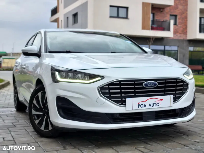 Ford Focus 1.0 EcoBoost Hybrid TITANIUM X - 3