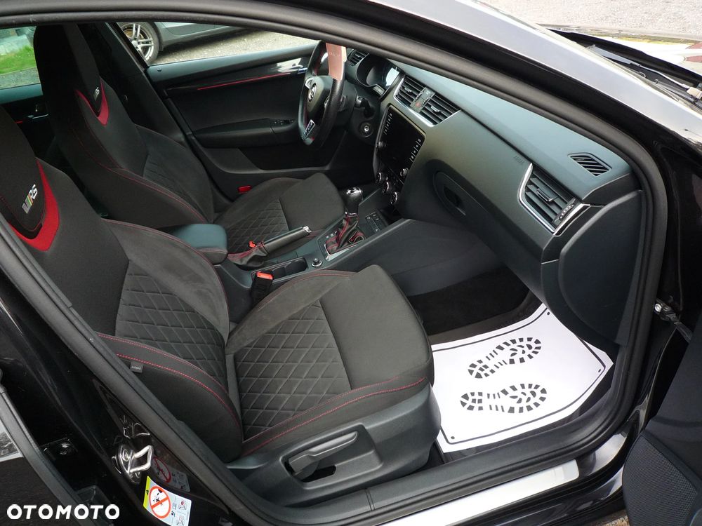 Skoda Octavia 2.0 TDI 4x4 RS DSG - 32