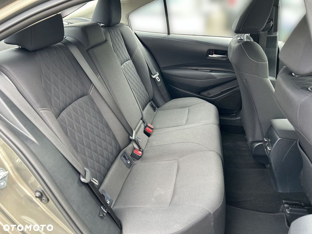 Toyota Corolla - 16