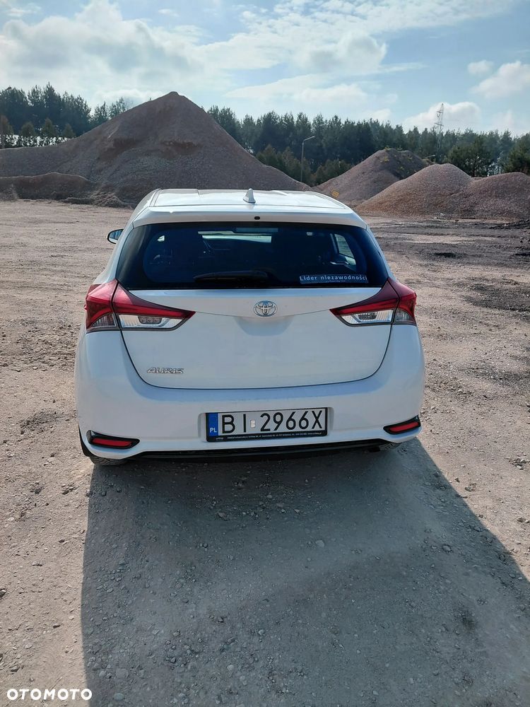 Toyota Auris 1.33 VVT-i Active - 5