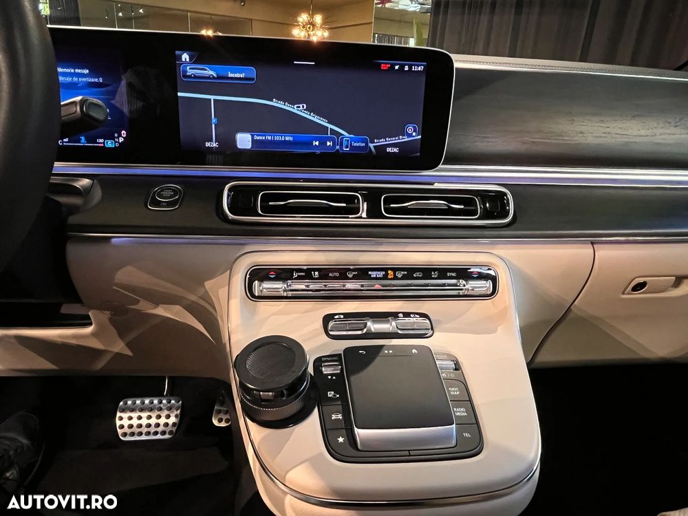 Mercedes-Benz V 300 d Lang 4Matic 9G-TRONIC Special Edition Avantgarde - 18