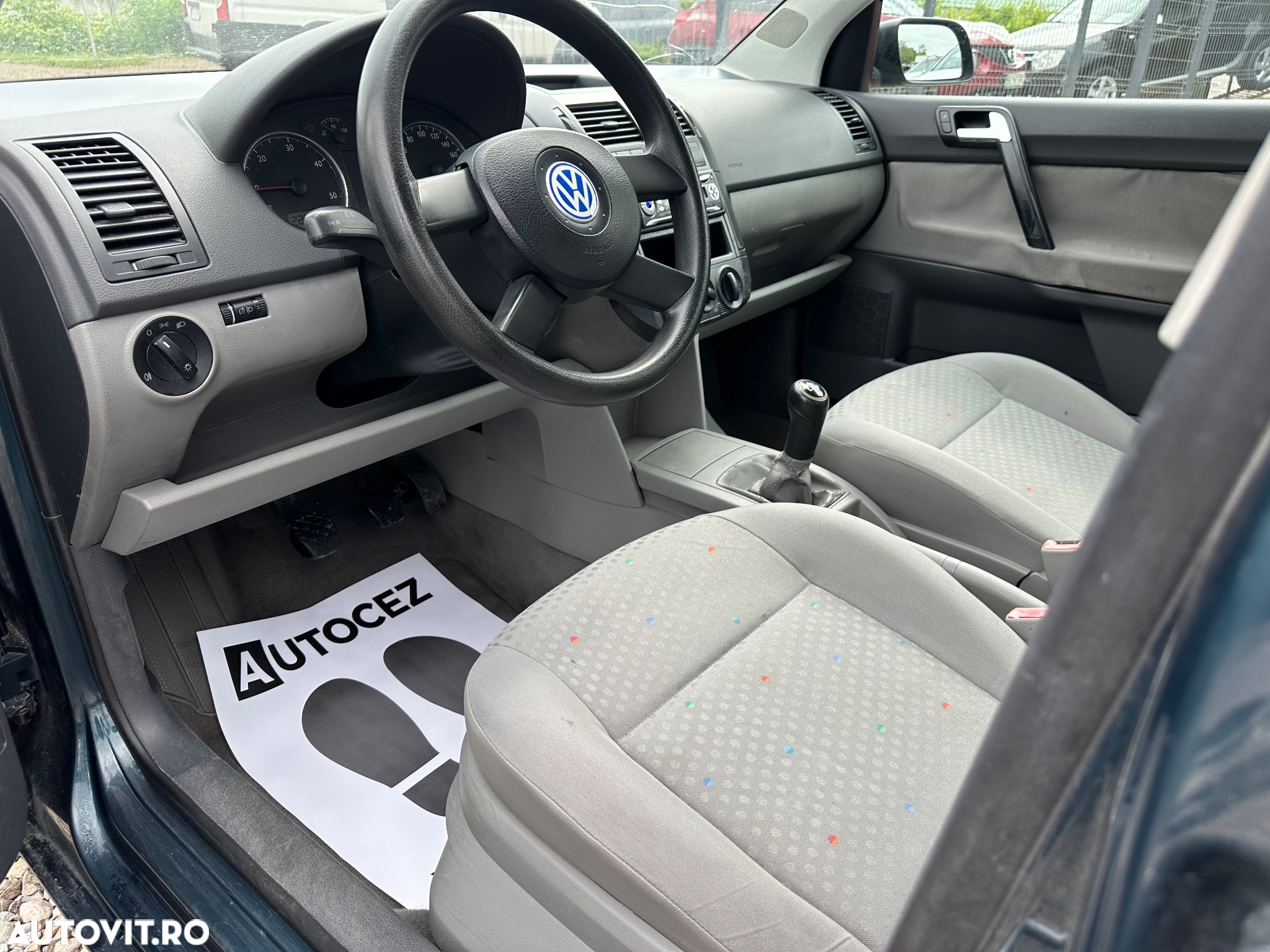 Volkswagen Polo 1.4 TDI Comfortline - 10