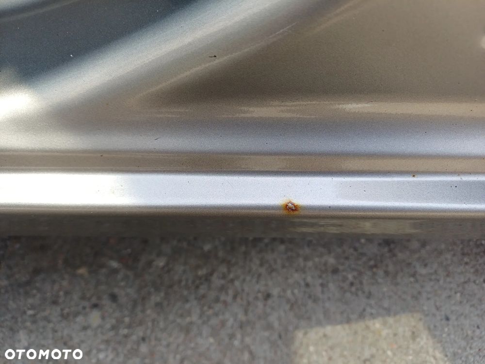 Dacia Lodgy 1.6 SCe Laureate S&S - 19