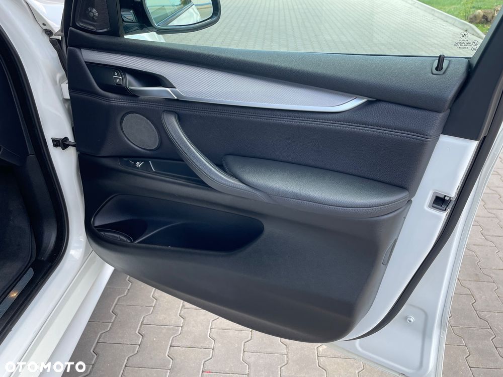 BMW X5 - 25