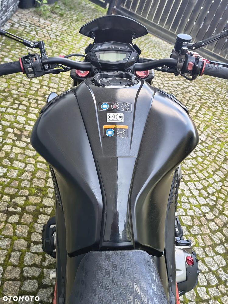 Kawasaki Ninja 1000 SX - 15
