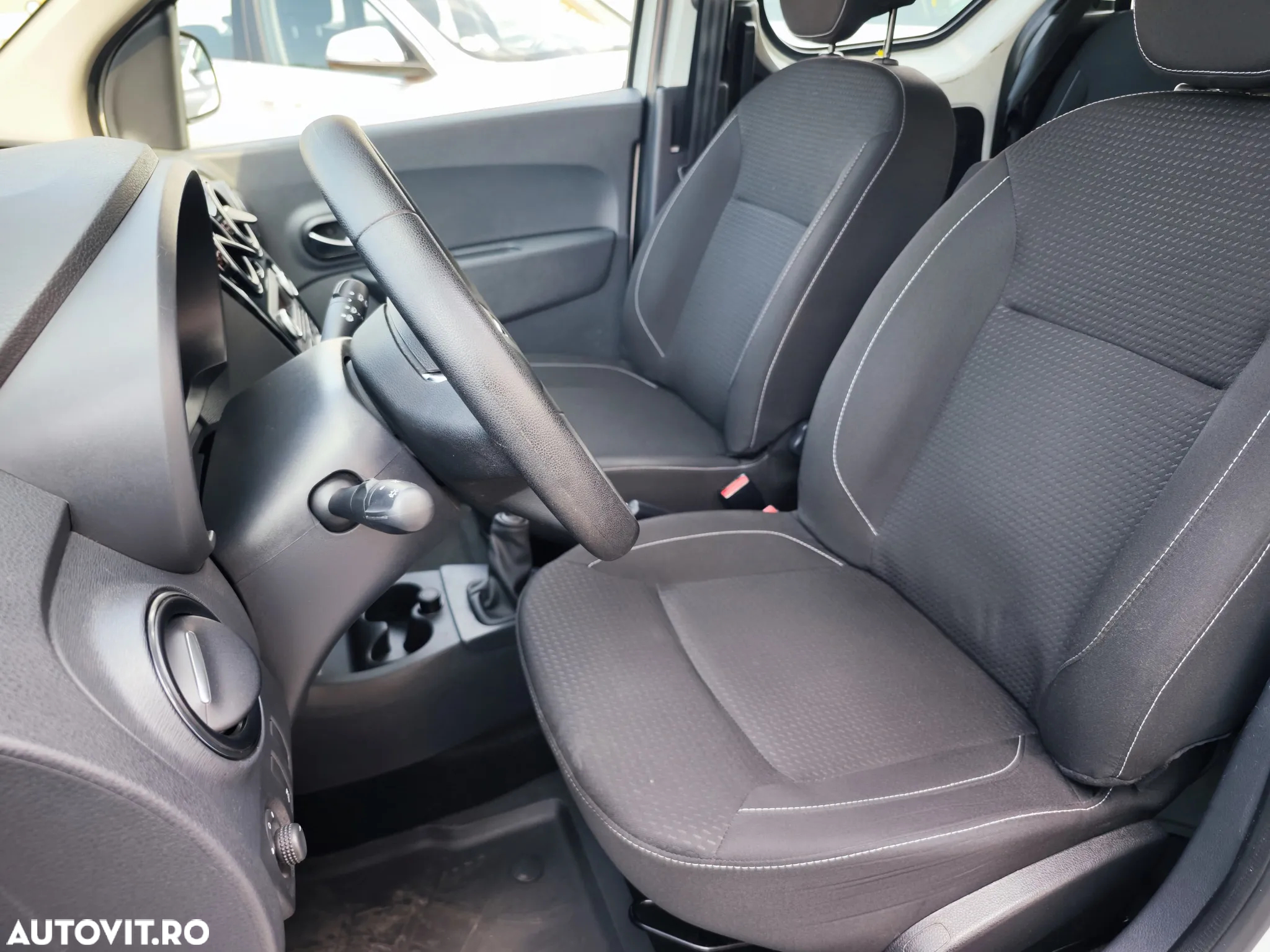 Dacia Dokker 1.5 Blue dCi Laureate - 21