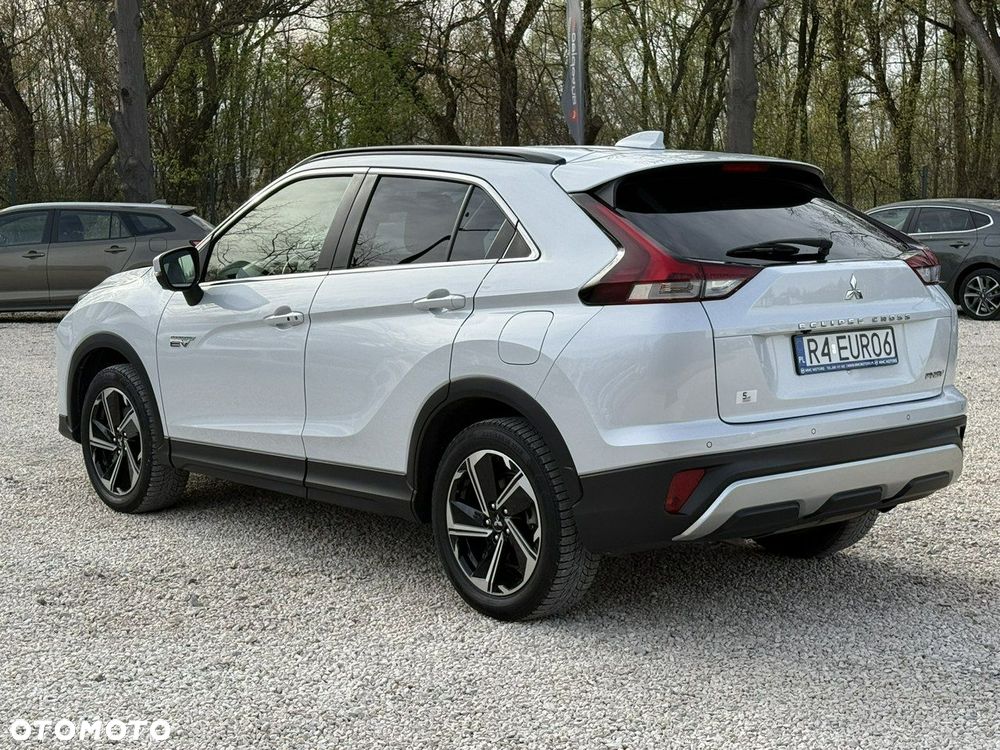 Mitsubishi Eclipse Cross - 6