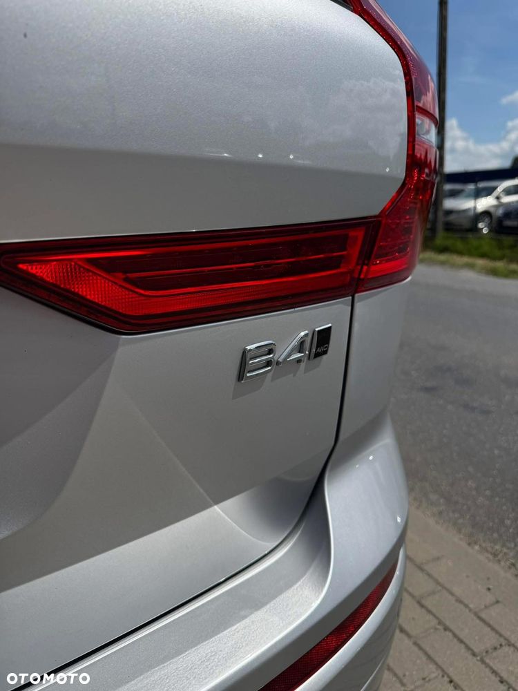 Volvo XC 60 B4 D Geartronic Momentum Pro - 11