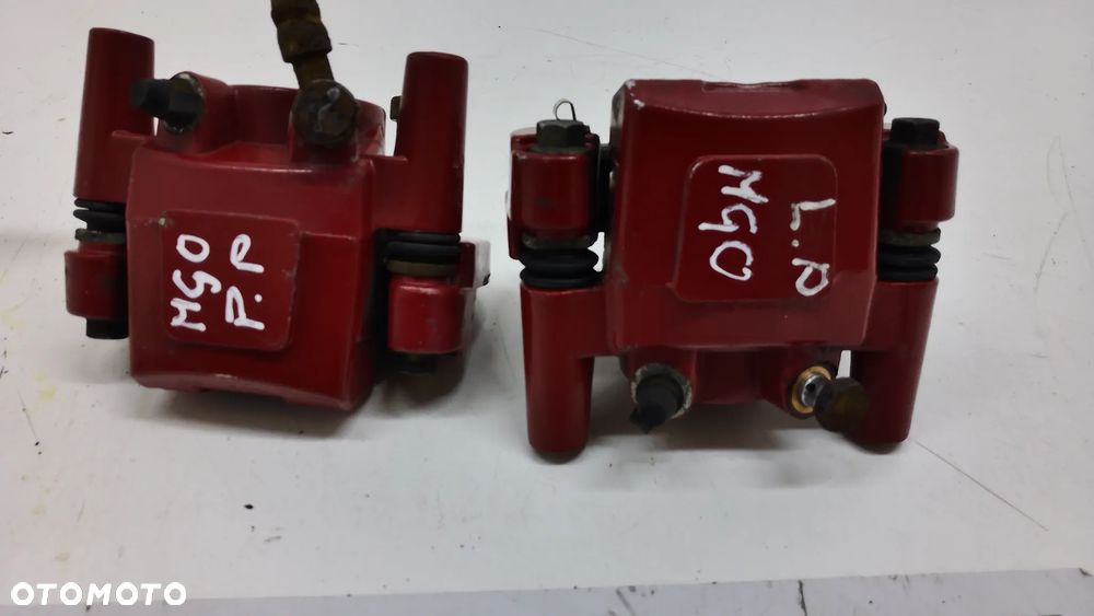 Microcar MGO Zacisk Tył Lewa Prawa Strona - 2