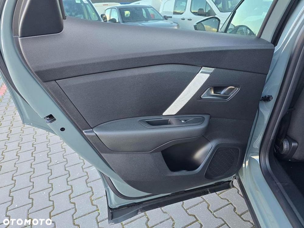 Citroën C4 1.2 mHEV Max eDCT6 - 9