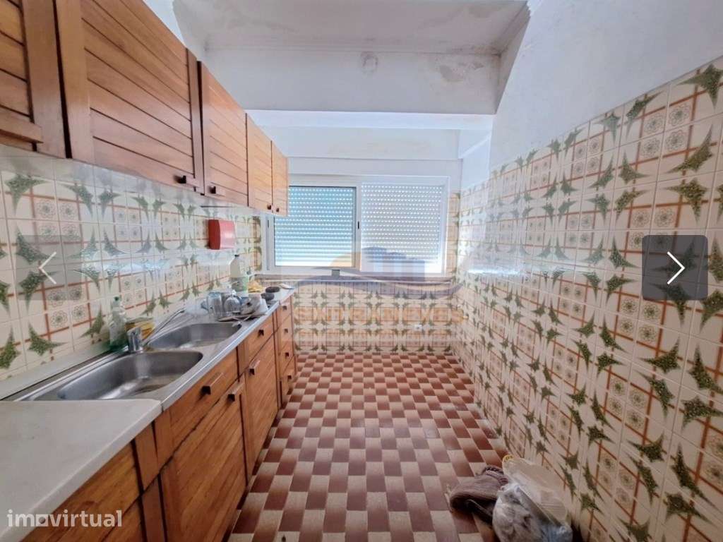 T2+1 na Falagueira com Potencial de Remodelação - Excelente Oportun... - Grande imagem: 3/13