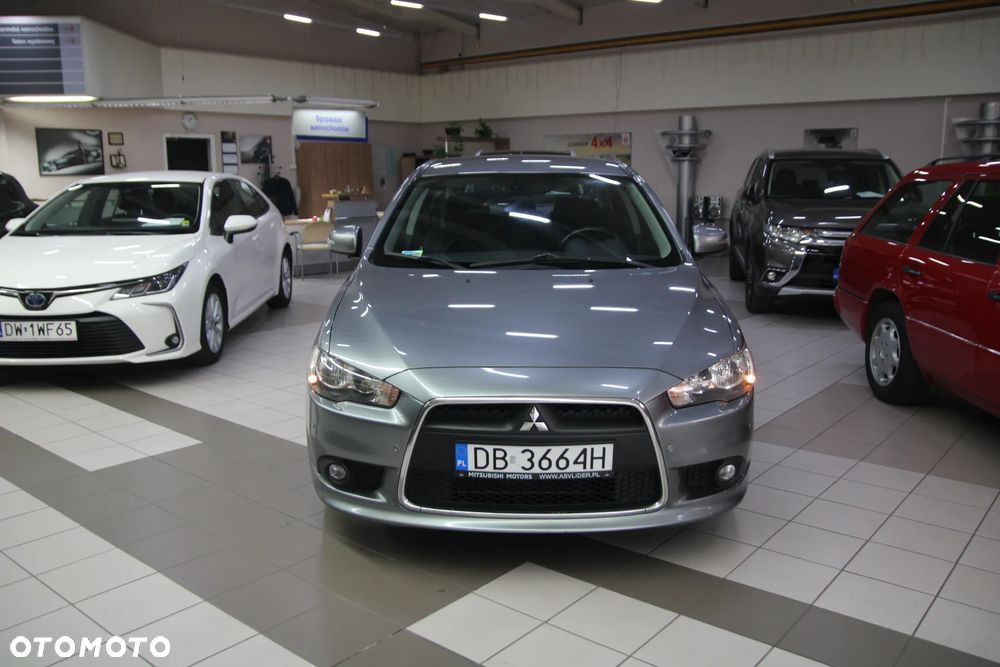 Mitsubishi Lancer 1.6 Invite - 7