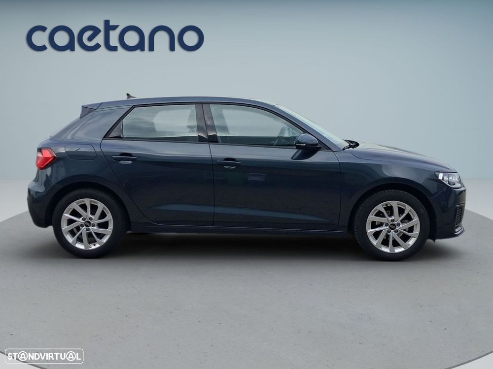 Audi A1 Sportback 25 TFSI Advanced — fotografia 9