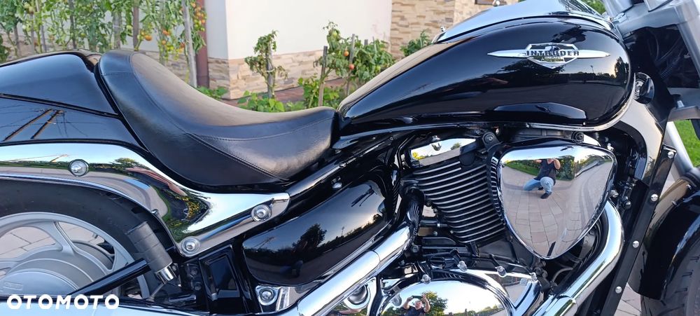 Suzuki Intruder - 25