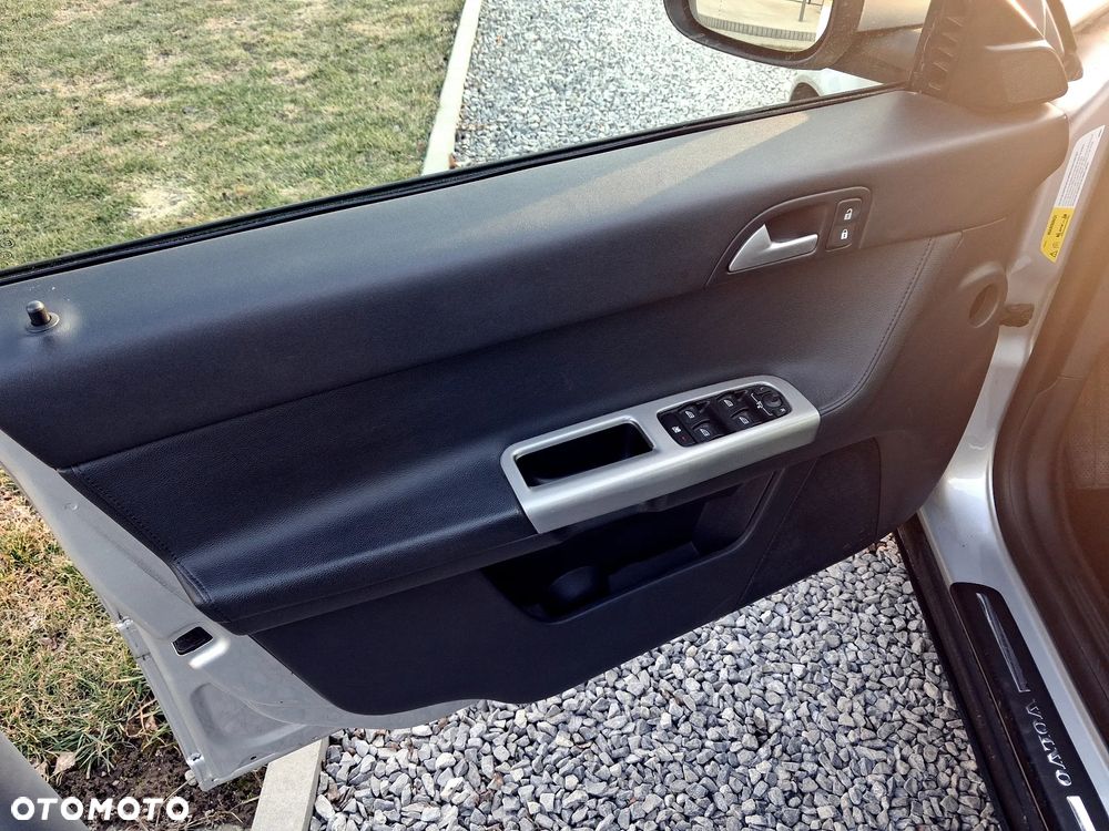 Volvo V50 1.8 Summum - 18