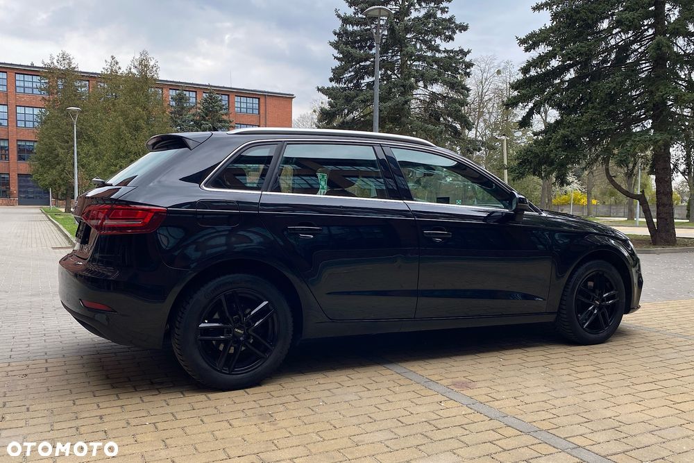 Audi A3 Sportback 1.5 TFSI cylinder on demand design - 19