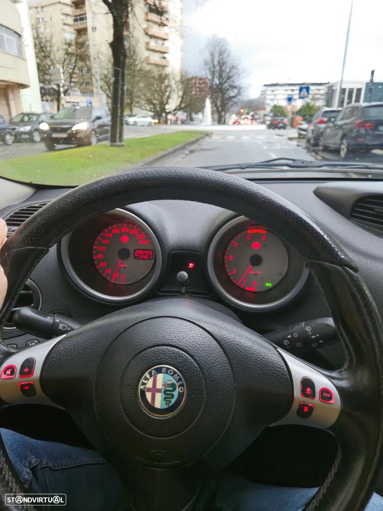 Alfa Romeo 156 Sportwagon 1.9 JTD 8V Distinctive - 7