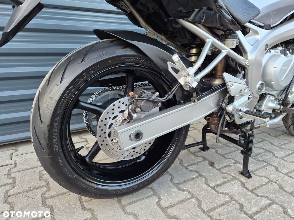 Yamaha FZ6 - 11
